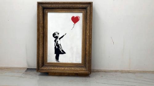Banksy festménye ledarálta magát.